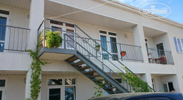 Hotelier's photos Гостевой Дом Виктория