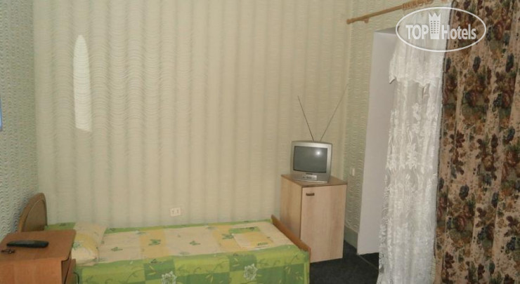 New photos from tourists Эмилия