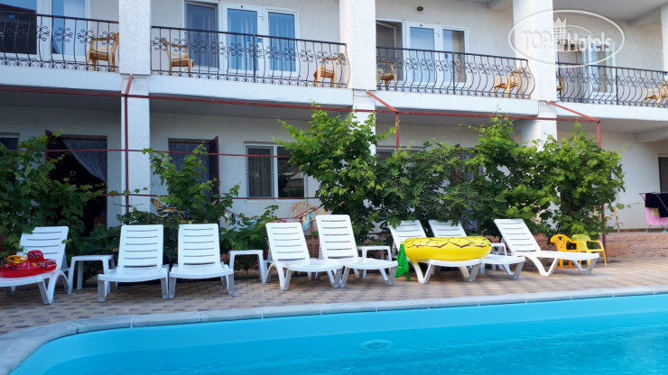 Hotel photo Лилия 