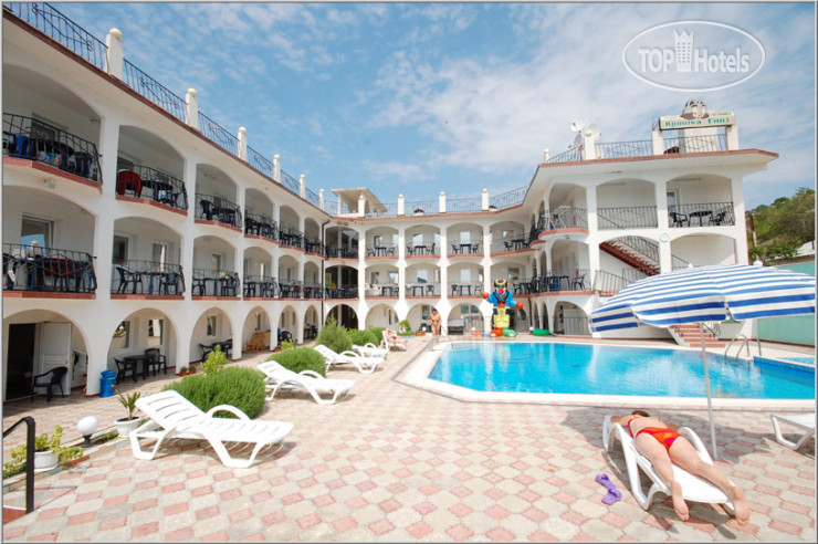 Hotelier's photos Крым Енот 3*