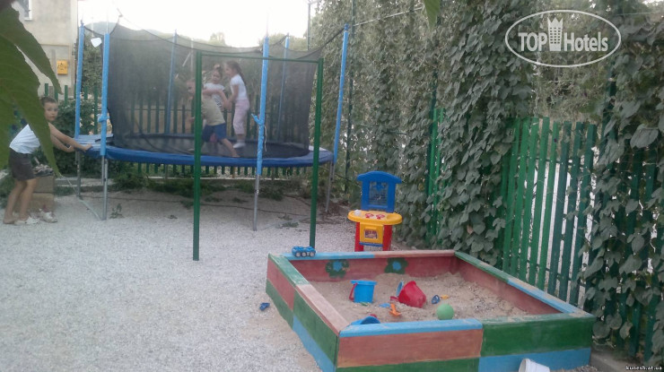 New photos from tourists Kunesh