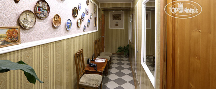 Hotelier's photos 4 Rooms