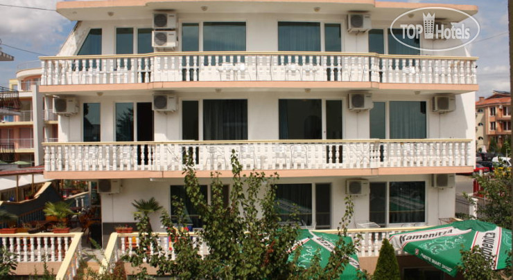 Hotelier's photos Villa Amadeus 2*
