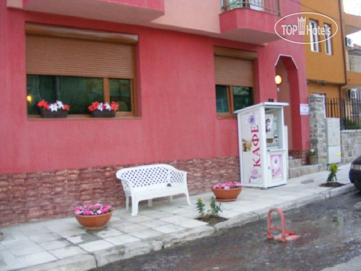 New photos from tourists Red House Hotel 1*