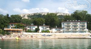 Hotel photo Holland Village 3*