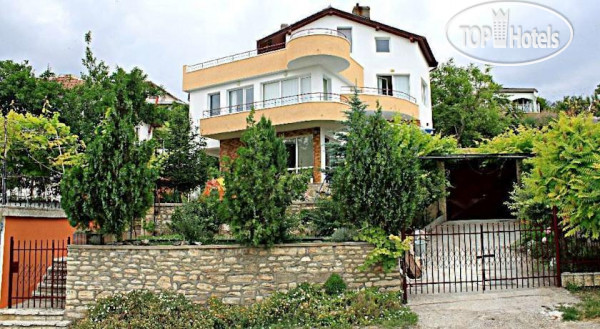Hotelier's photos Popov Guest House 2*