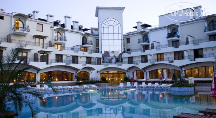Hotel photo Martinez 4*