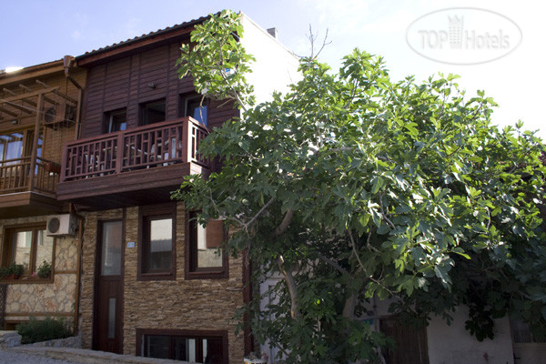 Hotelier's photos Deep Blue 2*