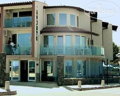 Hotel photo Лозите 3*