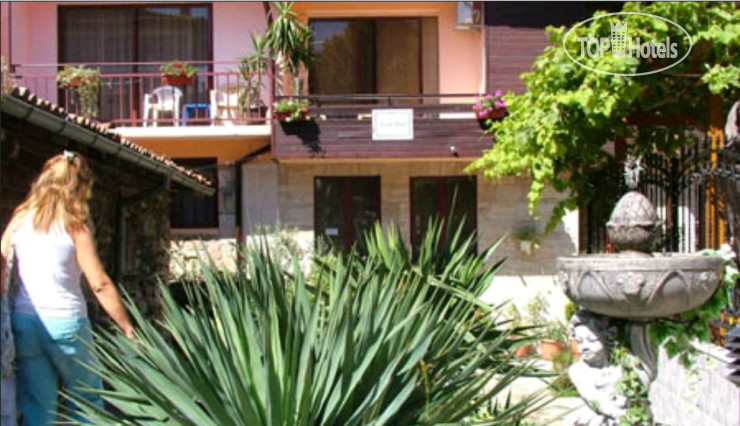 Hotel photo Family Hotel Koral 3*