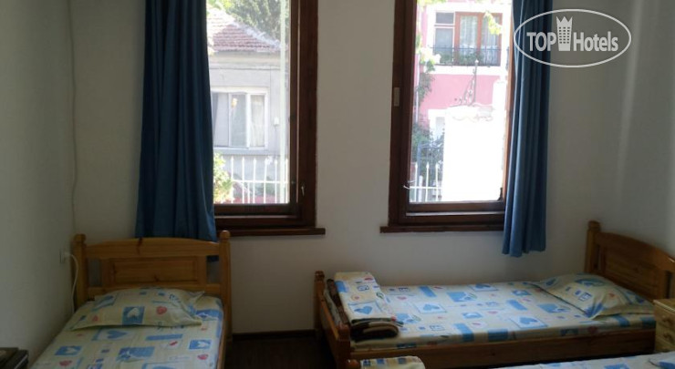 New photos from tourists Old House 1*
