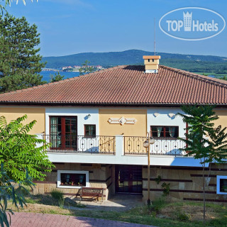 Photos Holiday Village