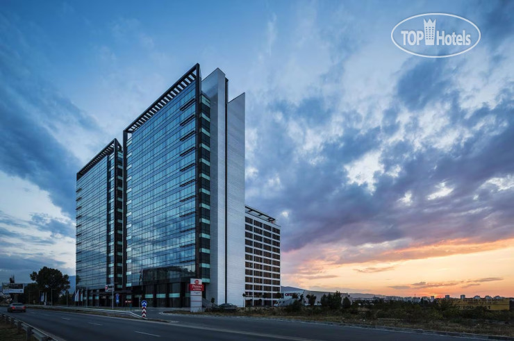Hotelier's photos Best Western Premier Sofia Airport Hotel 4*