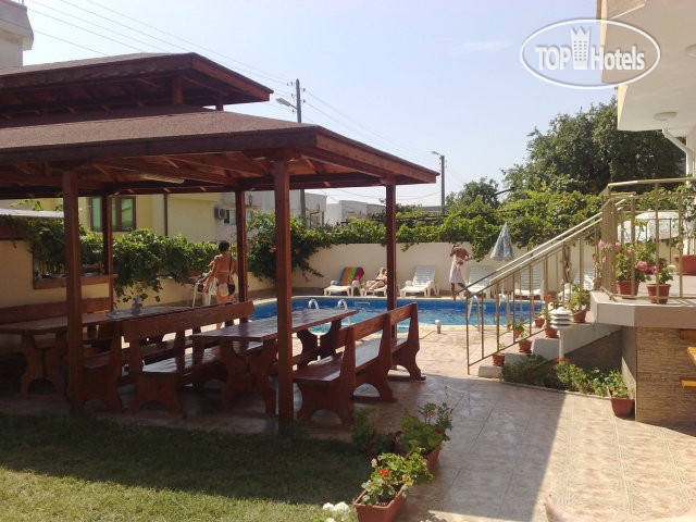 New photos from tourists Larisa 3*