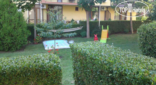 Hotelier's photos Sea View Apartments 1*