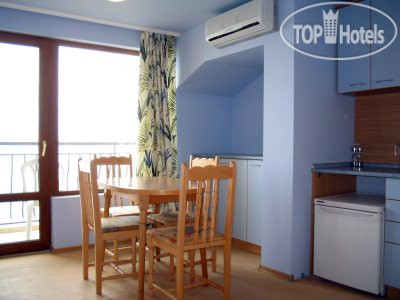 Photos Бургазлиеви