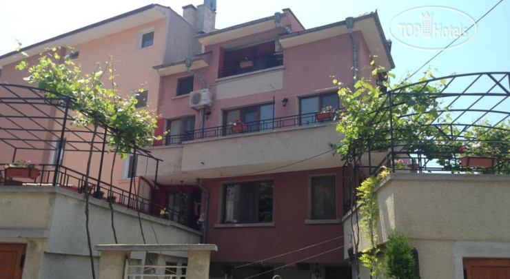 Photos Serbezovi Guest House