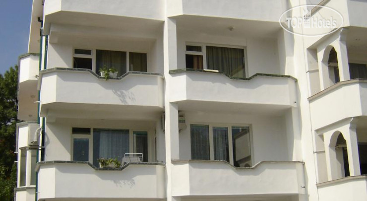 Hotelier's photos Ropotamo Guest House 2*
