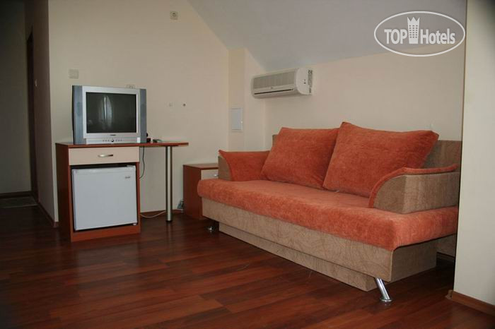 New photos from tourists Kiparis 3*