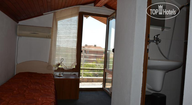 New photos from tourists Dora Guest House 1*