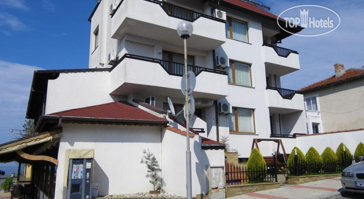 Photos Deskoni's Place Guest House