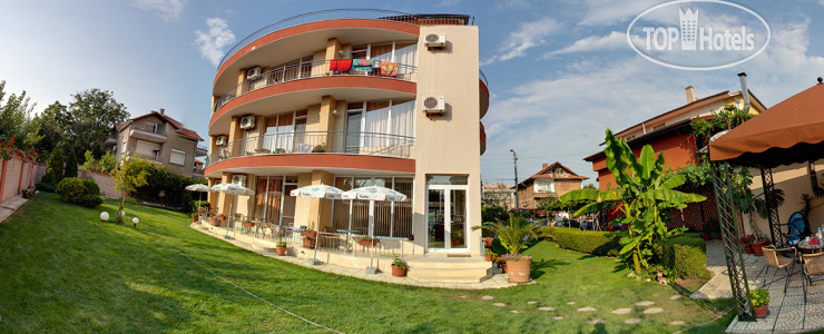 Фото Deja Vu Hotel 