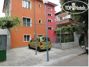 Фото The House Hostel