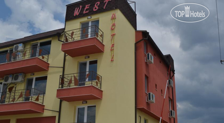 Hotel photo West Motel 2*