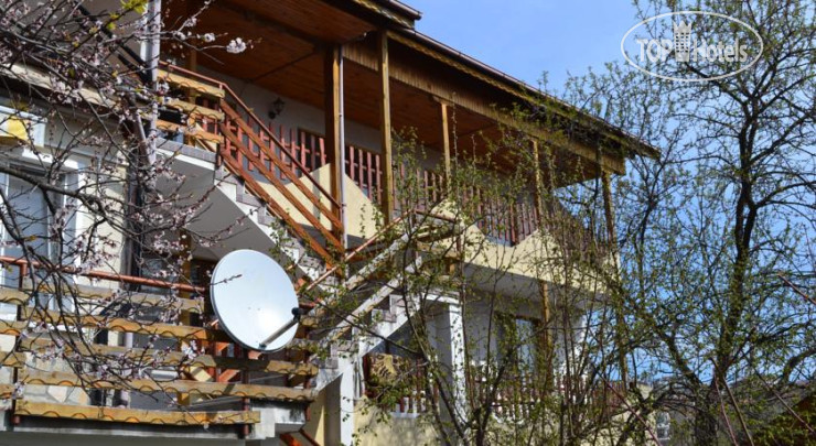 Hotelier's photos Chaika Guest House 1*