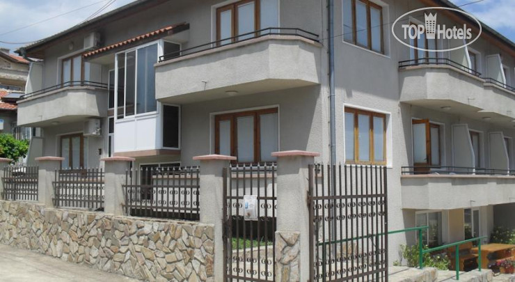 Hotelier's photos Panayotovi Guest House 1*