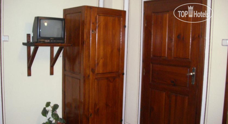 New photos from tourists Dona Guest Rooms 2*