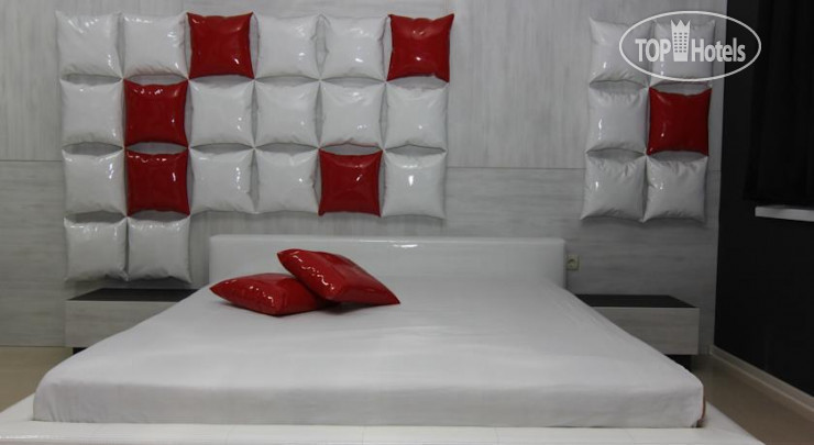 Hotelier's photos Bedroom Place Guest Rooms 1*