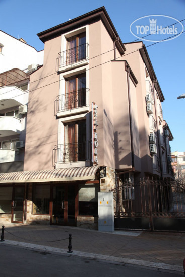 Hotelier's photos La Roka Hotel 2*