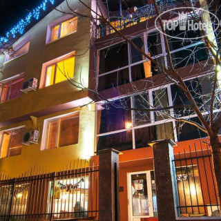 Photos Fun House Hotel