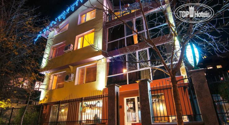 Hotelier's photos Fun House Hotel 1*
