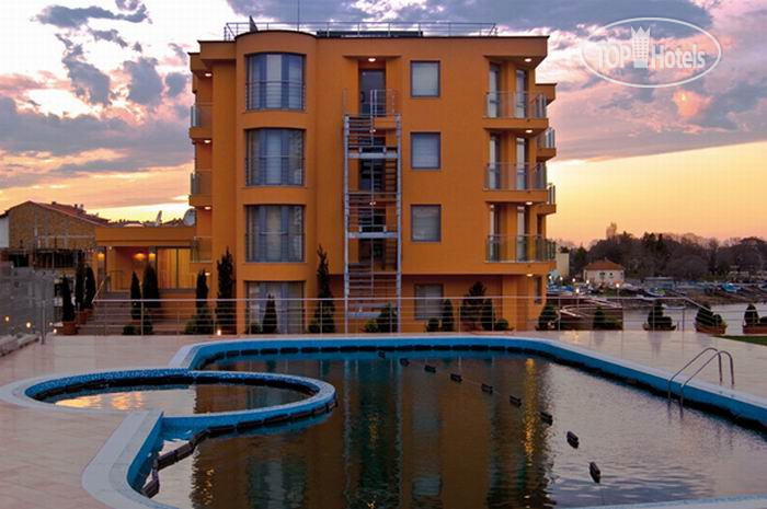 Hotel photo Невен 4*