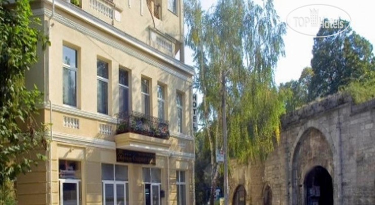 New photos from tourists Old Town Hotel