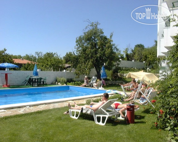Hotel photo Wild Cherry 3*