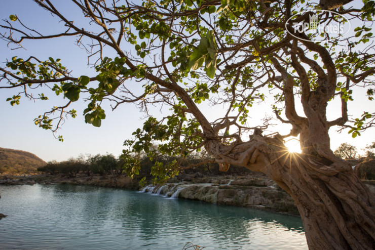 Hotel photo Alila Hinu Bay 5*