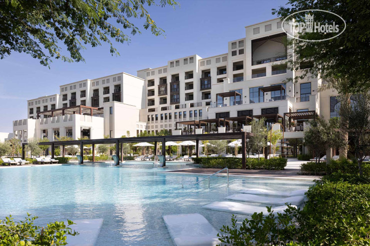 Hotel photo Jumeirah Gulf Of Bahrain Resort & Spa 5*