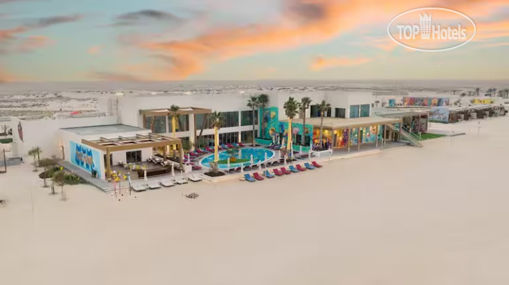 New photos from tourists Fuwairit Kite Beach, Tapestry Collection by Hilton 4*