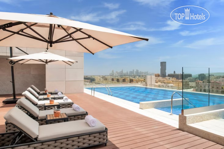 Фотографии отеля  Abesq Doha Hotel & Residences, an IHG Hotel 5*