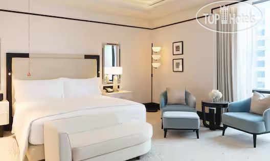 Hotel photo Waldorf Astoria Doha West Bay 5*