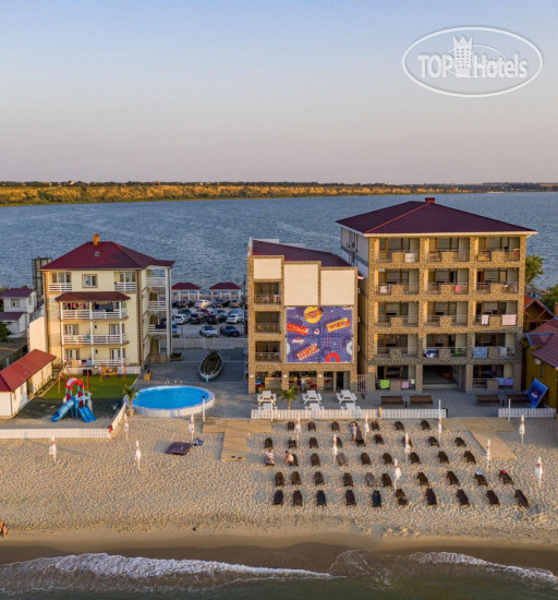 Hotelier's photos REEF