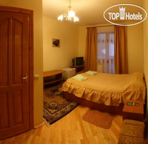 New photos from tourists Usadba Kmellera