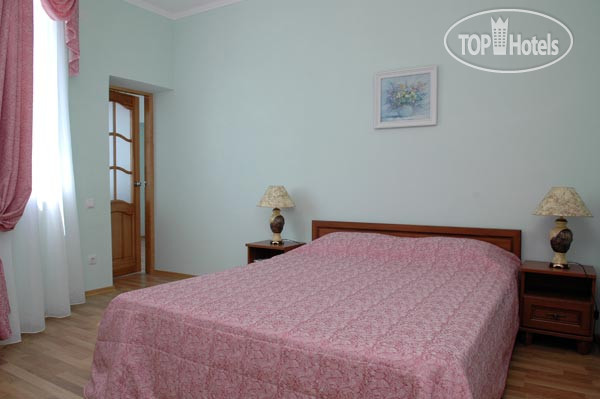 New photos from tourists Galatea