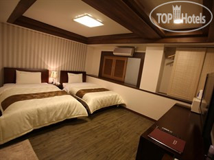 New photos from tourists Hill house 3*