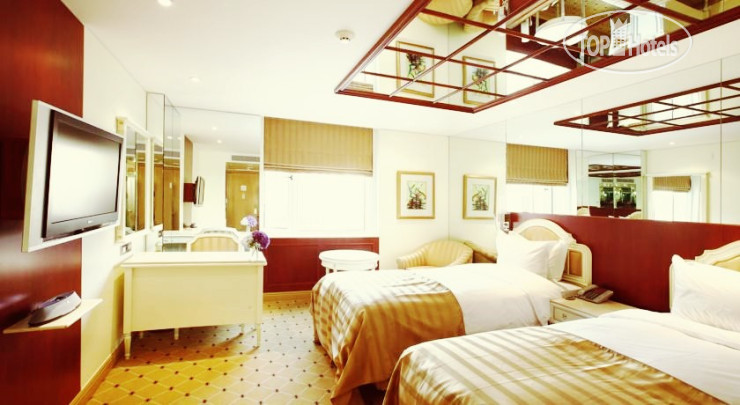 New photos from tourists Imperial Palace 5*