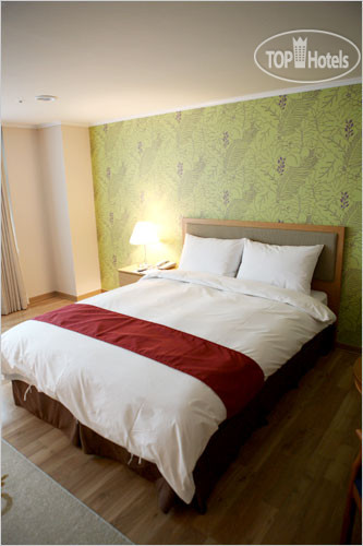 New photos from tourists EastGate Tower 3*