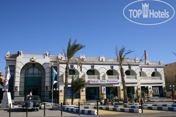 New photos from tourists La Reine 3*
